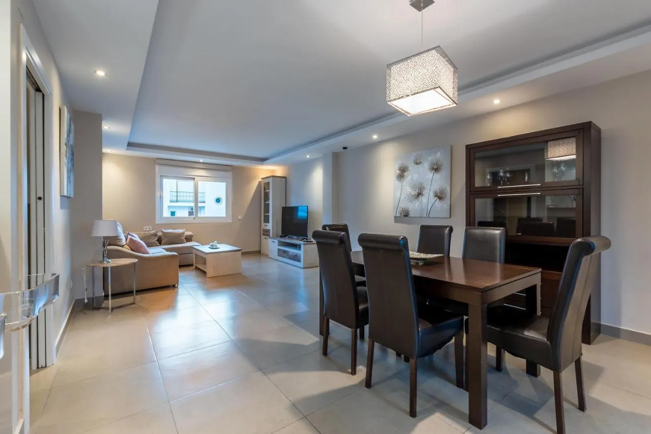Chalet Tiro Del Pichon I Villa Marbella