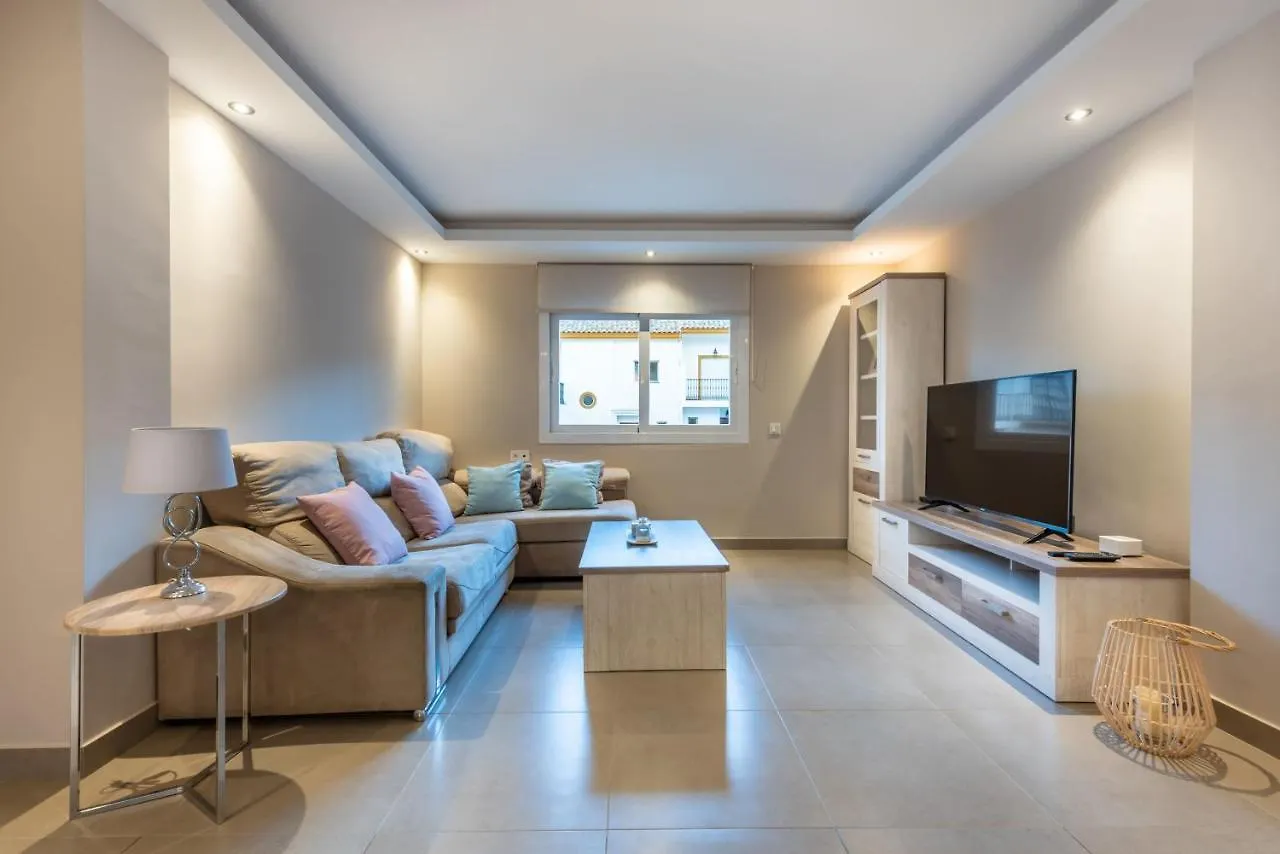 Chalet Tiro Del Pichon I Villa Marbella Spain